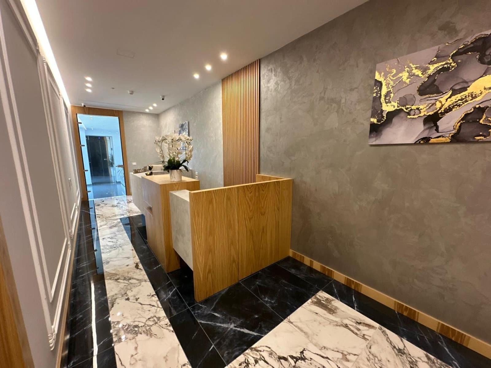 Hotel Ujvara Belsh Экстерьер фото