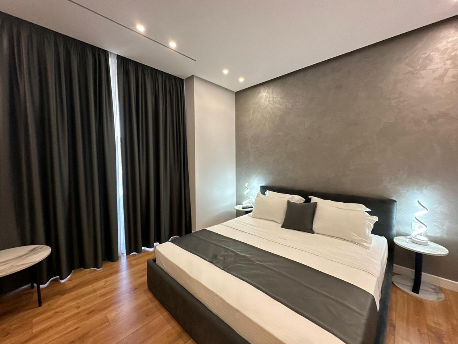 Hotel Ujvara Belsh Экстерьер фото
