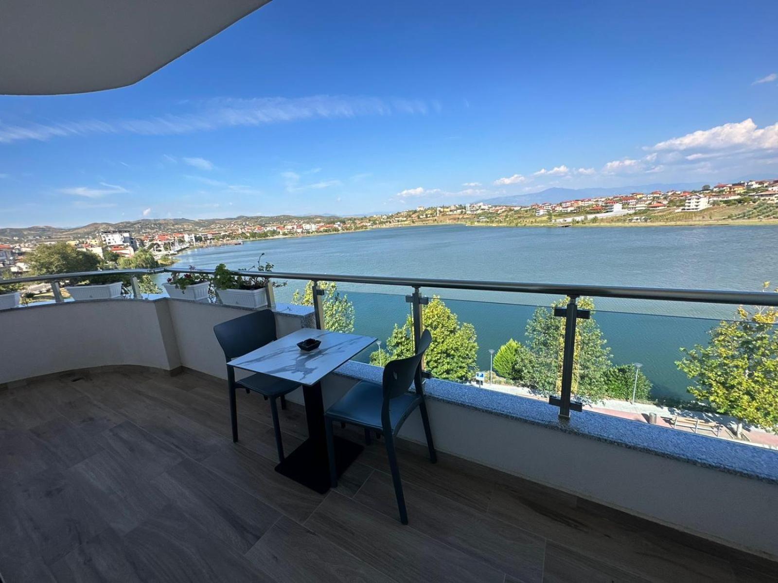 Hotel Ujvara Belsh Экстерьер фото