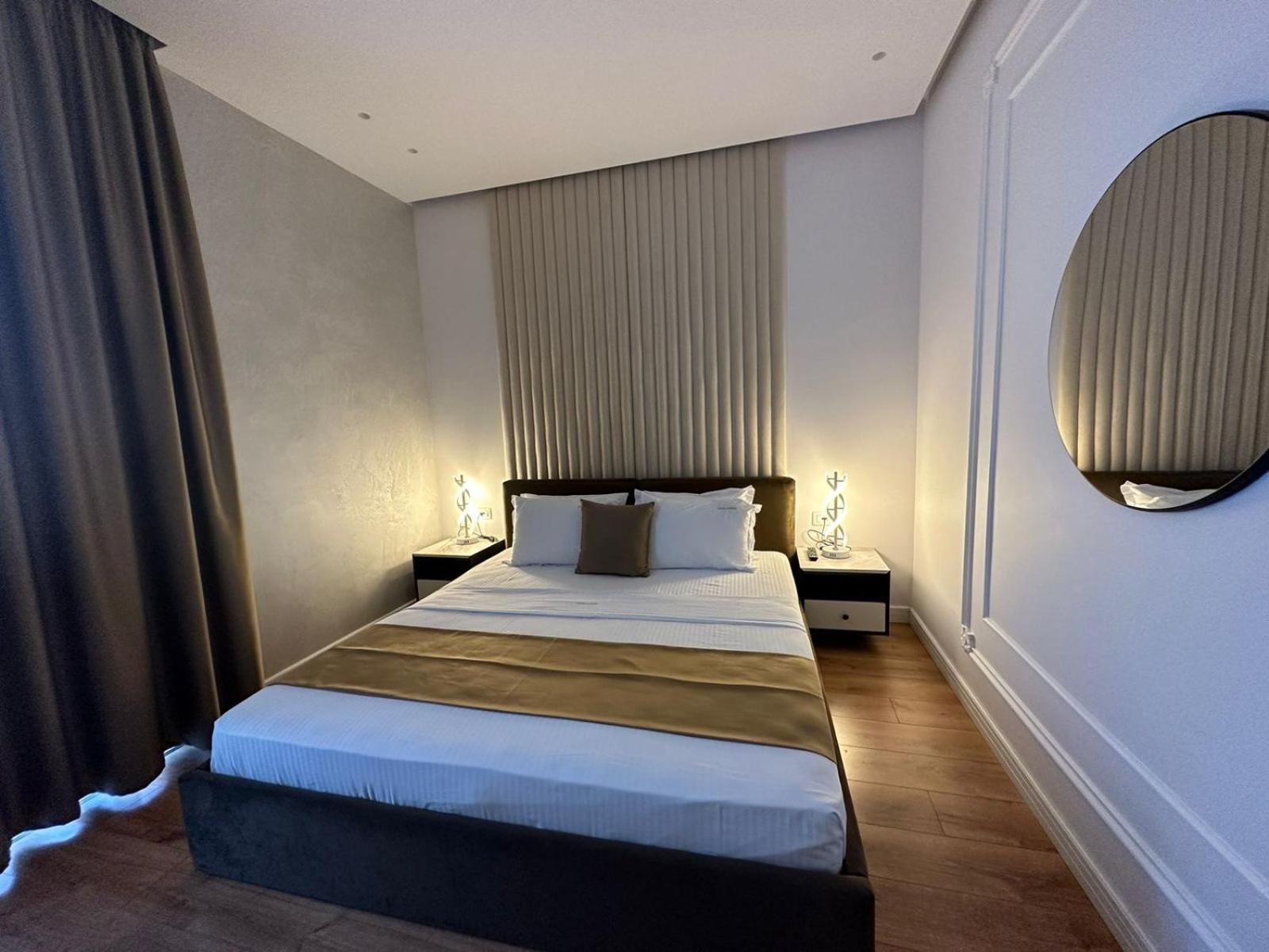 Hotel Ujvara Belsh Экстерьер фото